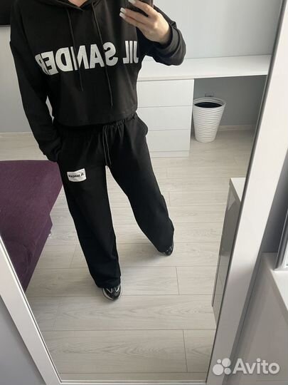 Костюм спортивный