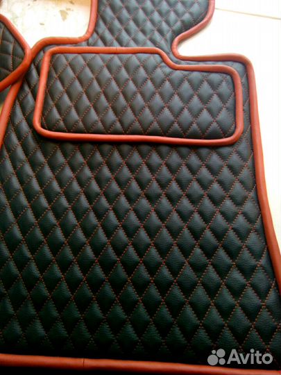 Швея по пошиву мебели