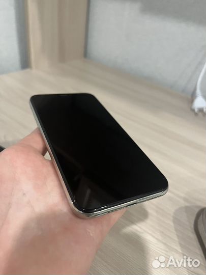 iPhone Xs, 256 ГБ