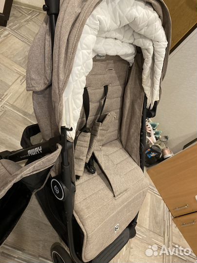 Коляска прогулочная лето-зима