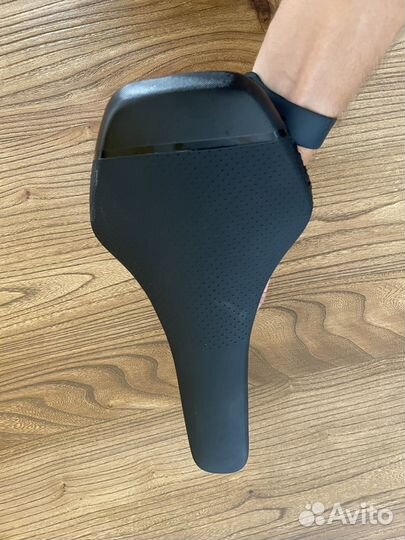 Седло велосипедное