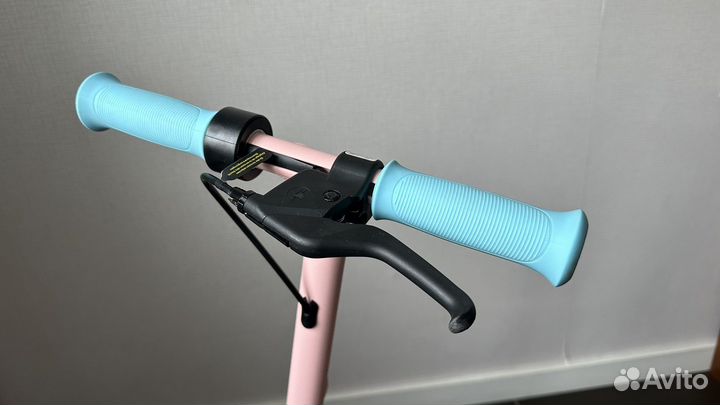 Электросамокат Ninebot eKickScooter Zing E8