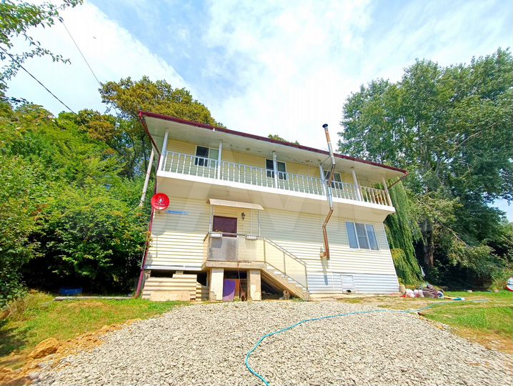 Дом 170 м² на участке 8 сот.