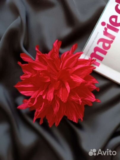 Брошь- цветок Георгин