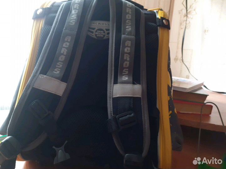 Школьный рюкзак