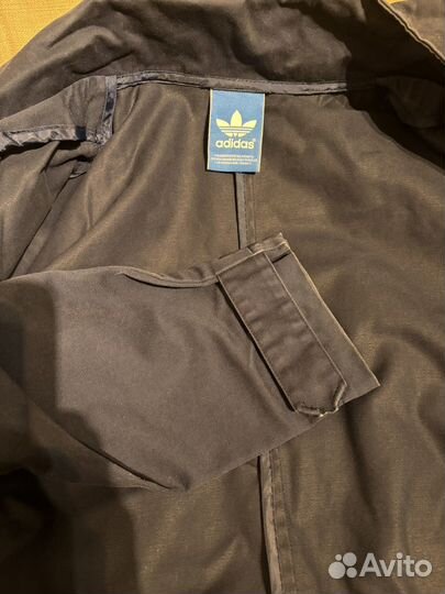 Парка Adidas originals оригинал