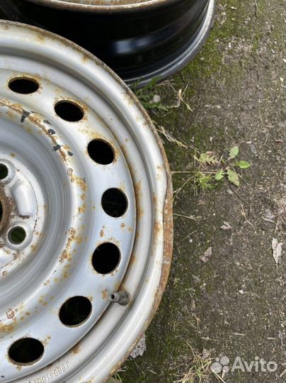 Диски штампованные Largus R15