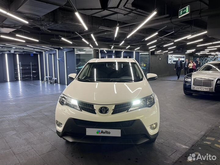 Toyota RAV4 2.0 CVT, 2014, 130 000 км