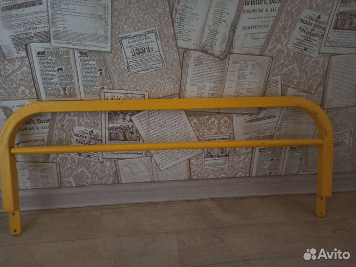 Бортик для кровати