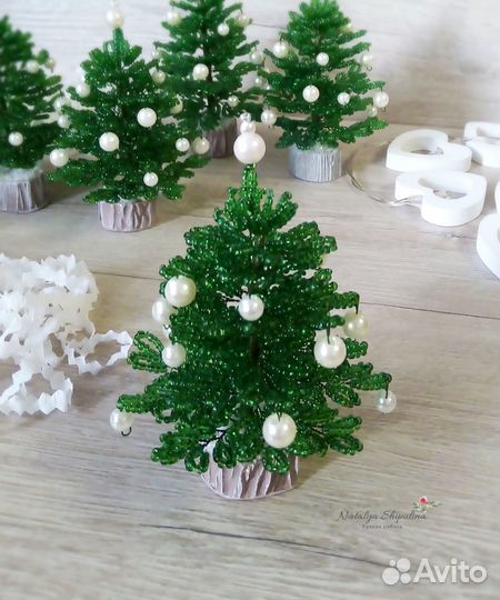 Ёлочка из бисера