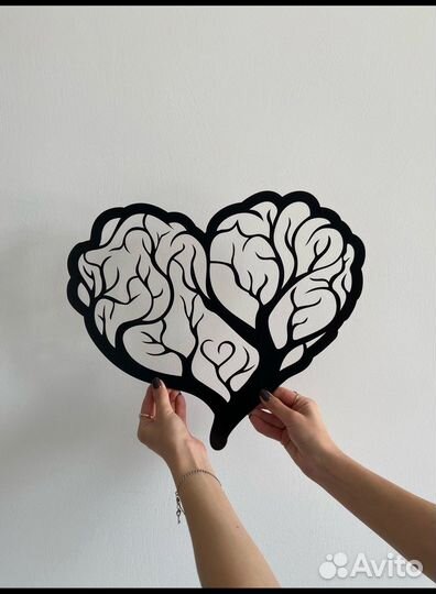 Панно из дерева