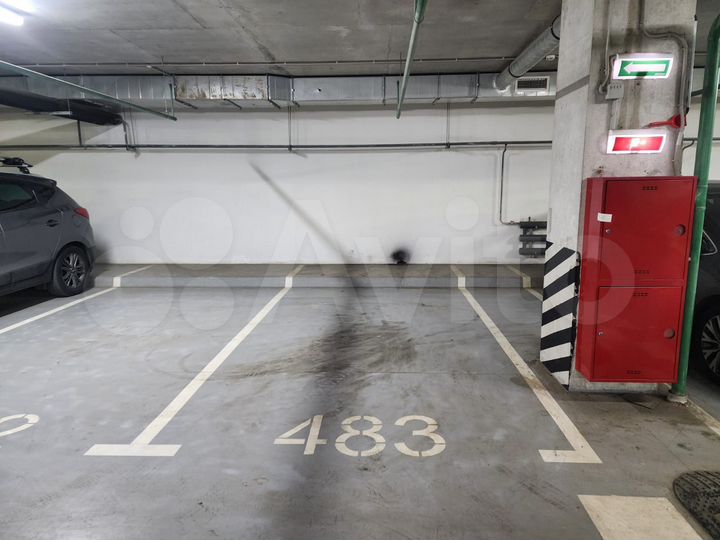 Машиноместо, 14 м²