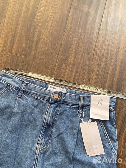 Джинсы Bershka