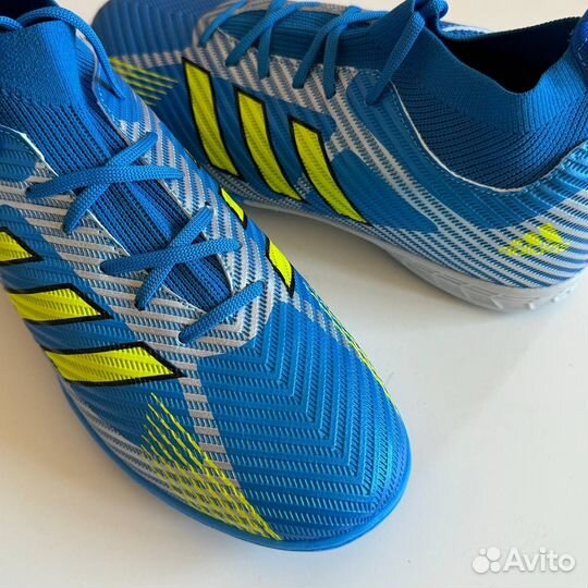 Бутсы сороконожки футзалки шиповки