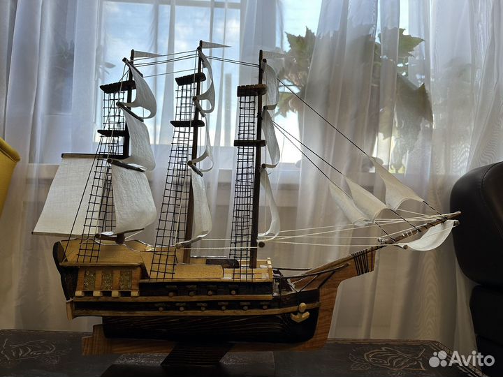 Корабль ручной работы