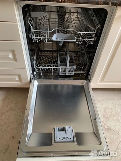 Встраиваемая посудомоечная машина Kuppersbusch