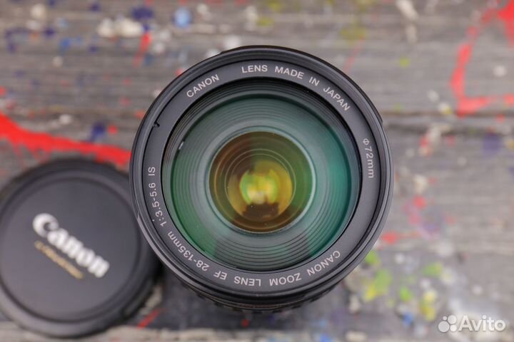 Canon EF 28-135mm f/3.5-5.6 IS USM