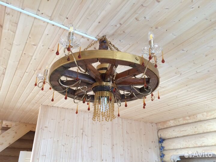 Люстра-колесо