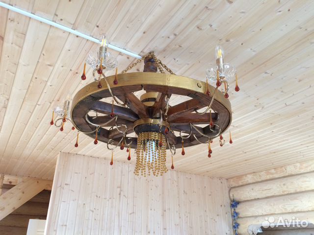 Люстра-колесо