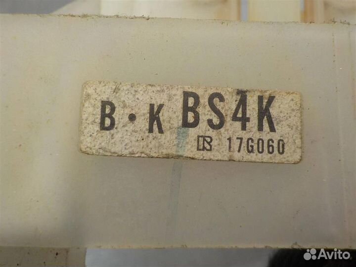 Кронштейн (сопут. товар) Mazda Mazda 3 (BL) 2008