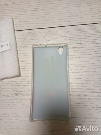 Чехол для Sony L1