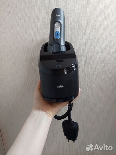 Бритва электрическая Braun