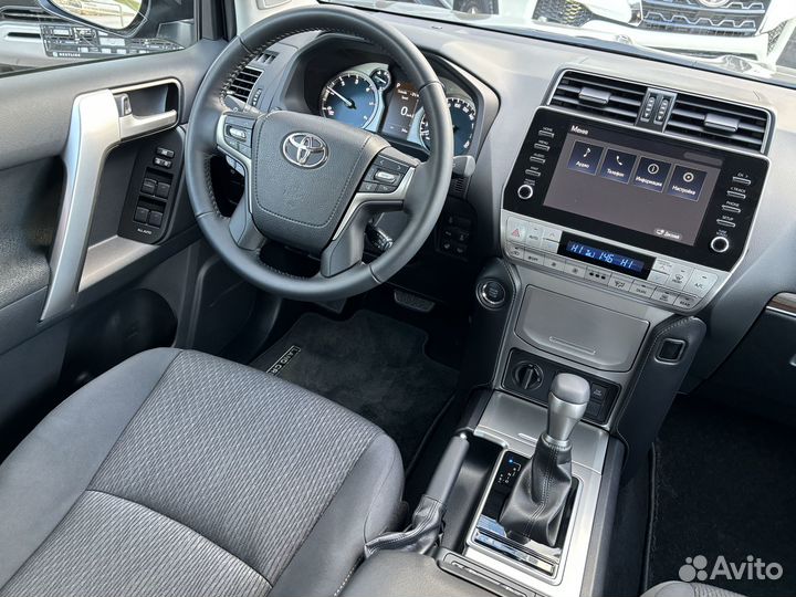 Toyota Land Cruiser Prado 2.8 AT, 2023, 28 км
