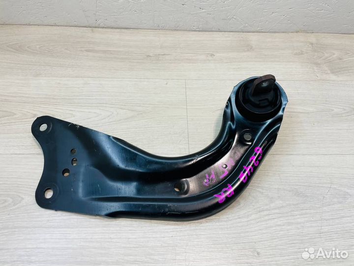 Рычаг продольный задний правый Mazda 3 BM