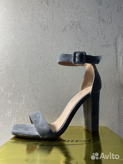 Босоножки на каблуке женские 38 размер