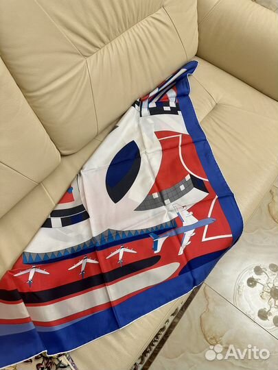 Шелковый платок chanel оригинал