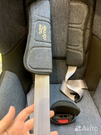 Автокресло britax romer trifix2 i size