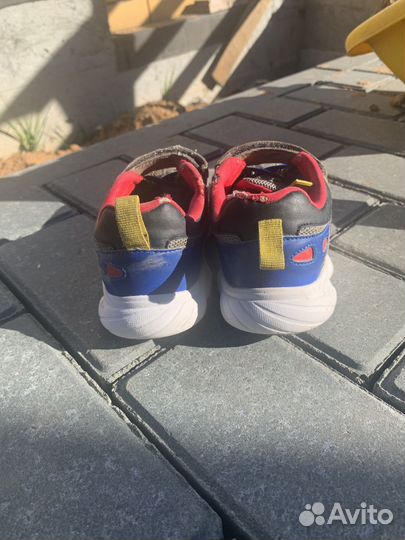 Кроссовки детские котофей 28