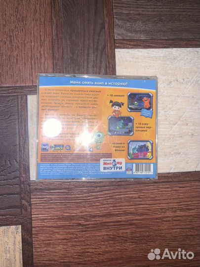 CD диски с музыкой и играми