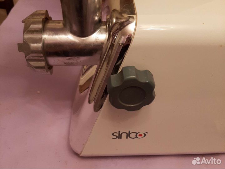 Мясорубка электрическая