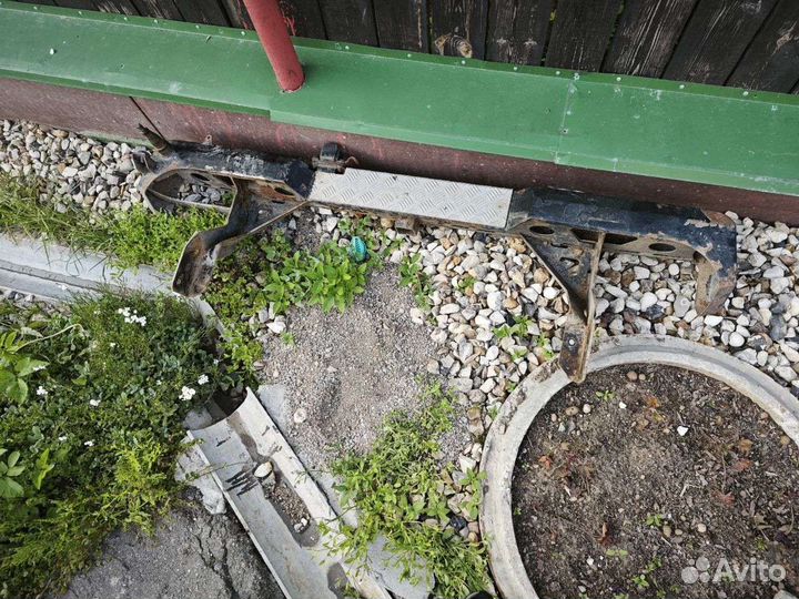 Силовой бампер риф с калиткой задний на Мазда бт50