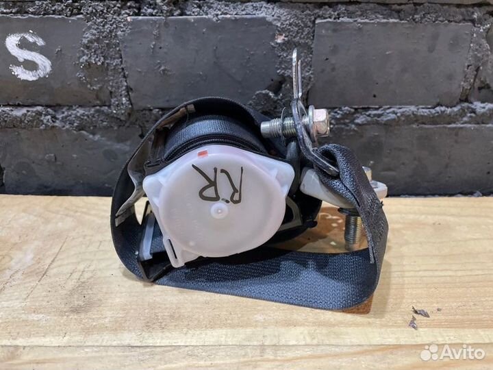 Ремень безопасности задний правый Nissan X-Trail