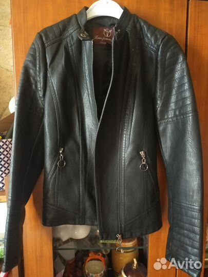 Одежда для девочки 7-8 лет