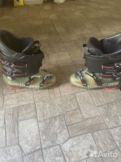 Горнолыжные ботинки