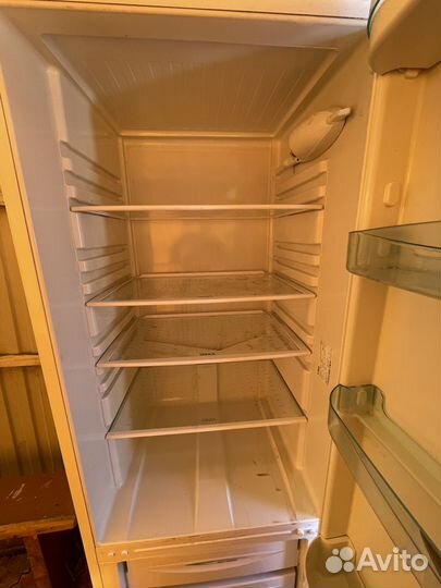 Холодильник Stinol б/у