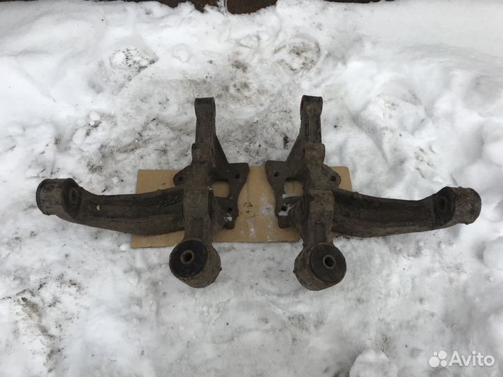 Тойота камри V 30 вакуумник цапфа