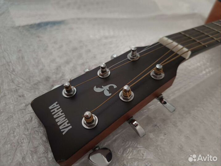 Акустическая гитара Yamaha fg800