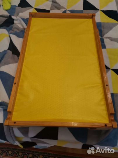 Пеленальная доска на кроватку