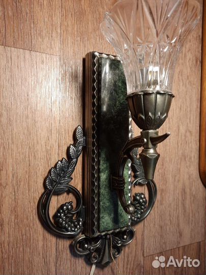 Светильник настенный бра зик
