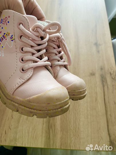 Ботинки доя девочки 23 размер