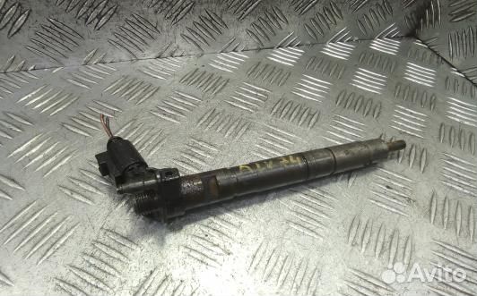Форсунка дизельная audi A4 B8 (ALV74AL03)