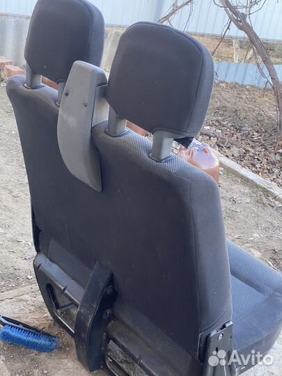 Сиденье пассажирское переднее transporter