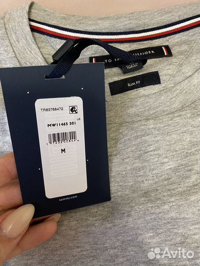 Tommy hilfiger футболка, размер S, оригинал