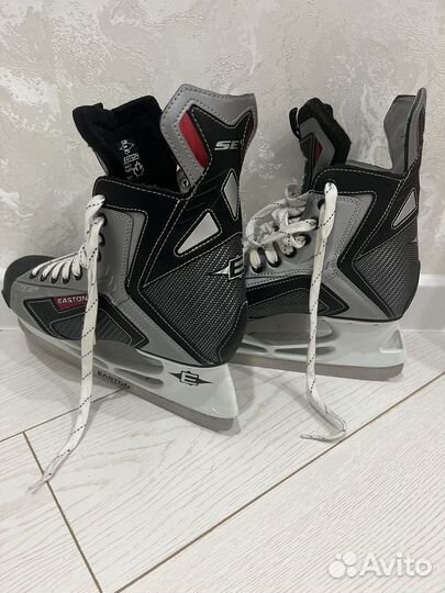 Коньки хоккейные Easton