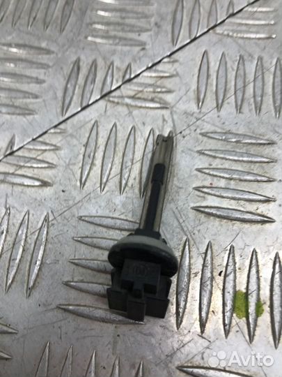 Б/У датчик температуры воздуха Volkswagen Polo 602