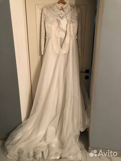 Свадебное платье